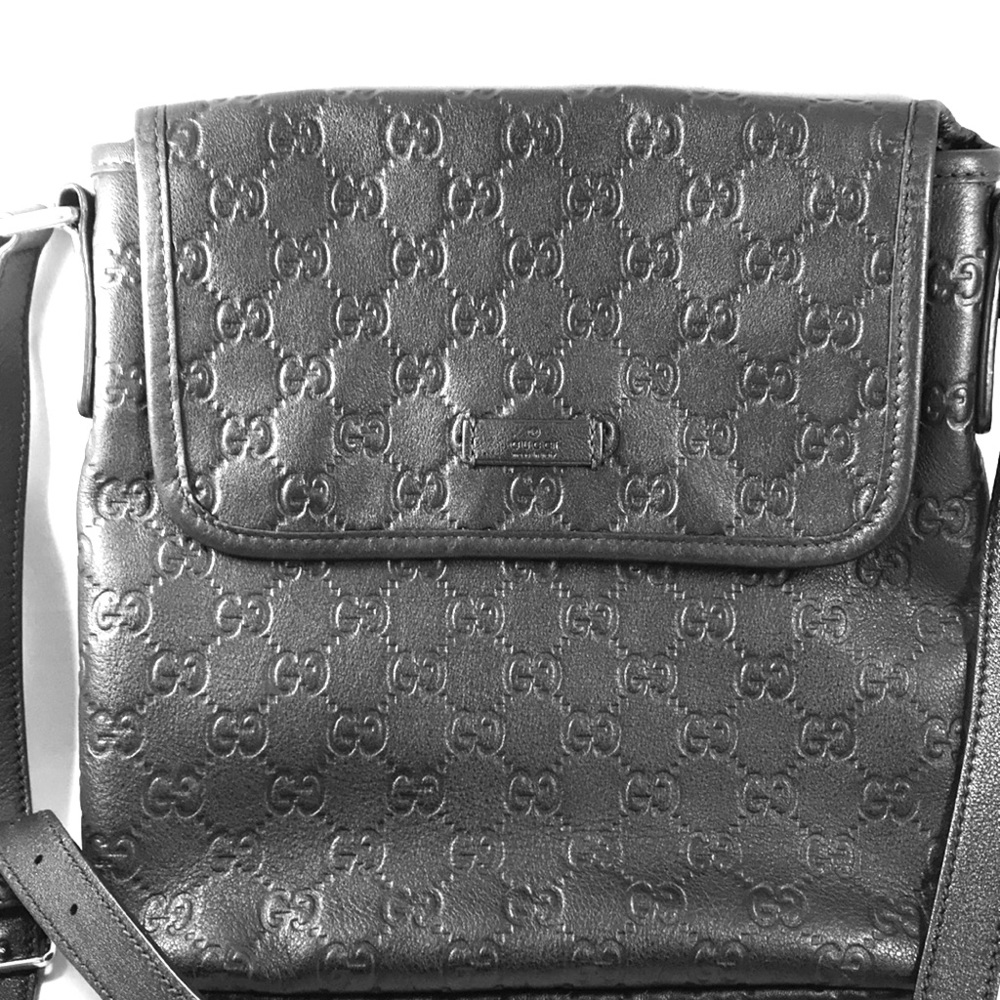Gucci Black Guccissima Leather Messenger